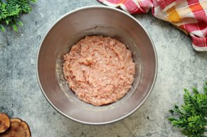 Котлеты в микроволновке - фото шаг 6