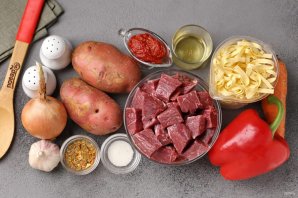 Лагман с картофелем, болгарским перцем и томатной пастой - фото шаг 1