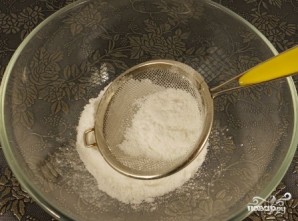 Сахарная глазурь для кулича - фото шаг 1