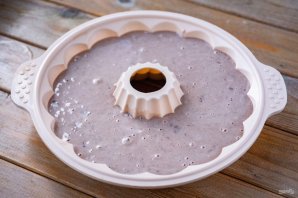 Коврижка на молоке - фото шаг 11