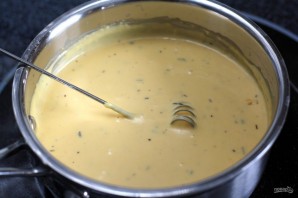 Сливочный соус с сыром - фото шаг 1
