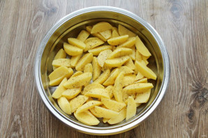 Картошка в духовке с кунжутом - фото шаг 3