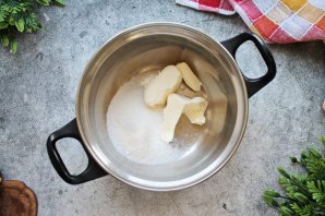 Глазурь для пасхального кулича с сахаром - фото шаг 2