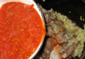 Баранина в томатном соусе - фото шаг 5