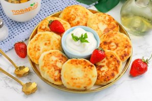 Вкусные сырники - фото шаг 8