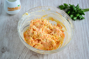 Салат из сырой моркови - фото шаг 5