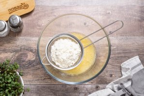 Пирожки с солеными грибами - фото шаг 4