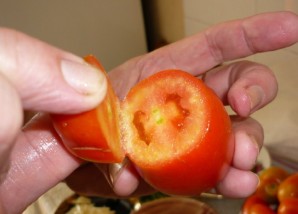 Фаршированные помидоры на зиму - фото шаг 5