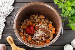 Макароны с мясом в мультиварке - фото шаг 6