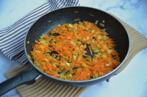 Рулет из фарша с яйцом - фото шаг 6