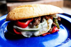 Сэндвичи с говядиной, болгарским перцем и грибами - фото шаг 8