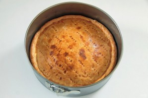 Вкусный пирог с зеленым луком и яйцами - фото шаг 11
