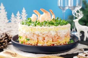 Салат слоеный с креветками - фото шаг 15