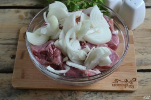 Маринад для шашлыка из свинины с кефиром - фото шаг 3