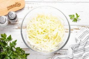 Салат из свежей капусты - фото шаг 2