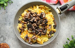 Подосиновики с картошкой - фото шаг 7