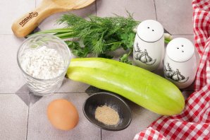 Оладьи из кабачков в аэрогриле - фото шаг 1