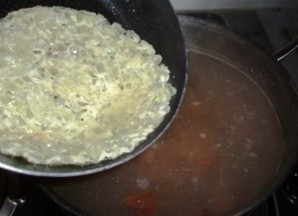 Суп с маринованными грибами   - фото шаг 11