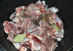 Мясо лося в мультиварке - фото шаг 3