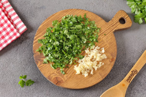 Салат из огурцов с чесноком на зиму - фото шаг 3