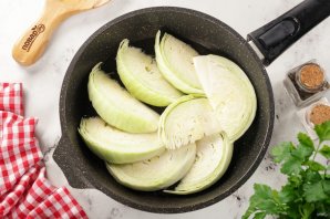 Запеченная капуста в духовке - фото шаг 3