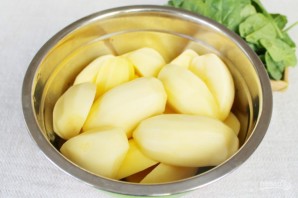 Картофель в рукаве с заправкой из чеснока и шпината - фото шаг 2