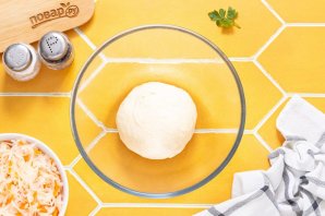 Пирожки с квашеной капустой - фото шаг 6