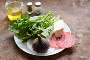 Салат с инжиром и рукколой - фото шаг 1