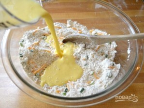 Уголки с сыром и зеленым луком - фото шаг 6