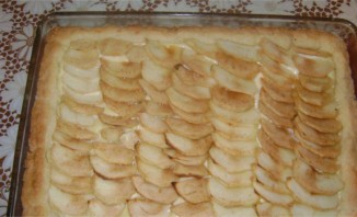 Пирог с яблоками и творогом - фото шаг 9