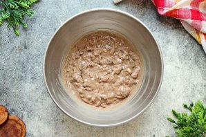 Фаршированная курица в духовке - фото шаг 9