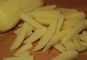 Картофель в кляре - фото шаг 1