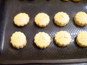 Простое печенье на маргарине - фото шаг 9