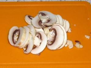 Макароны с грибами и сыром - фото шаг 4
