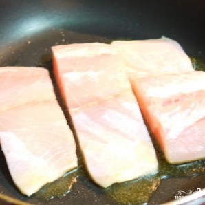 Белая рыба в сливочном соусе с анчоусами - фото шаг 6