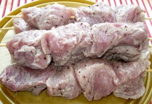 Шашлык на сковороде из свинины - фото шаг 6