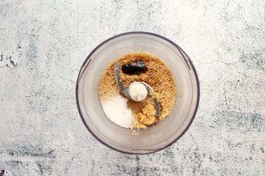 Салат "Чука" с ореховым соусом - фото шаг 6
