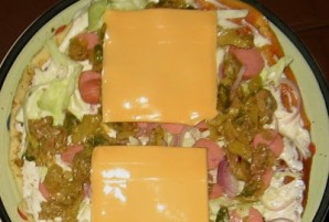 Шаурма с колбасой и сыром - фото шаг 3