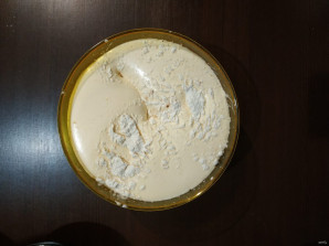 Бисквит с карамелью - фото шаг 2