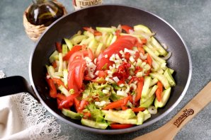 Гречневая лапша с овощами и соусом терияки - фото шаг 4