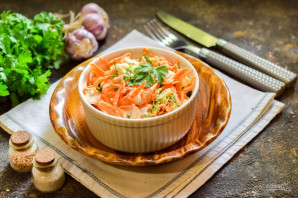 Салат из рыбы с морковью - фото шаг 9
