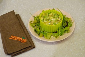 Слоеный салат с авокадо - фото шаг 6