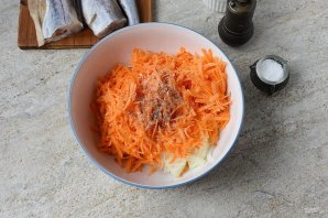 Минтай в духовке - фото шаг 4