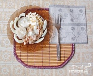 "Белый" салат с куриной грудкой - фото шаг 6