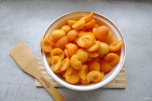 Варенье из абрикосов с медом - фото шаг 2
