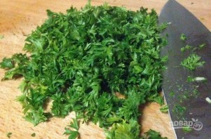 Чесночные гренки с зеленью в духовке  - фото шаг 3