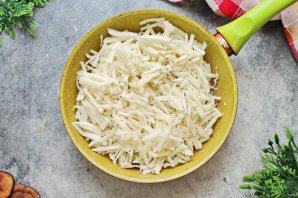 Капустная солянка с сосиской - фото шаг 3