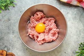 Котлеты из мясного фарша - фото шаг 2