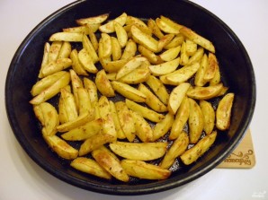 Картошка по-деревенски в духовке - фото шаг 6