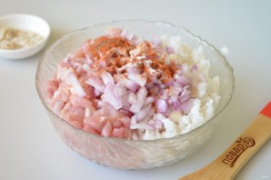 Куриная колбаса с рисом и паприкой - фото шаг 2